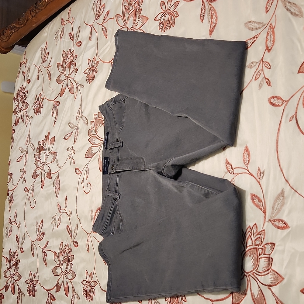 Women gray jeans